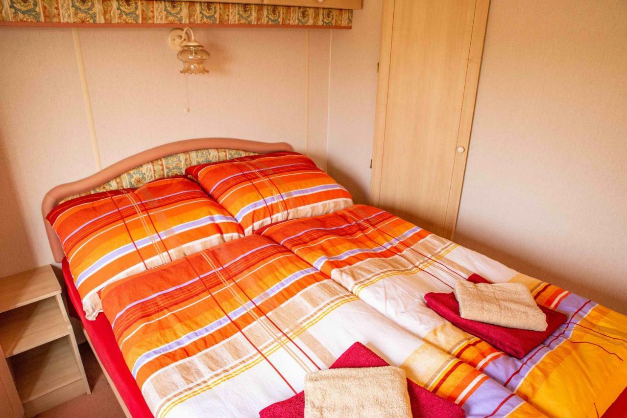 Hotel Mobilheimy Dlouhá Míle Rozmital pod Tremsinem Exteriér fotografie